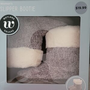 Women's Cozy Gray Slipper Booties